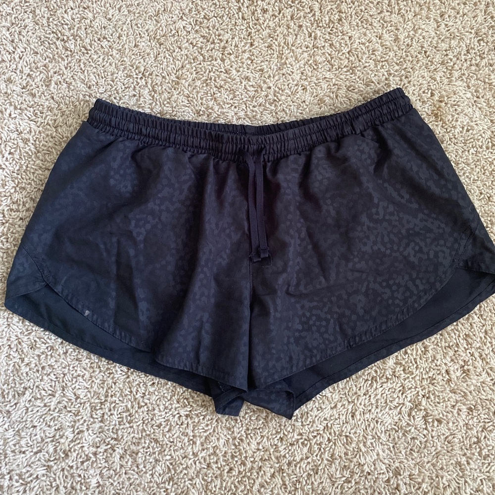 Old Navy Active Go Dry Black Subtle Leopard S